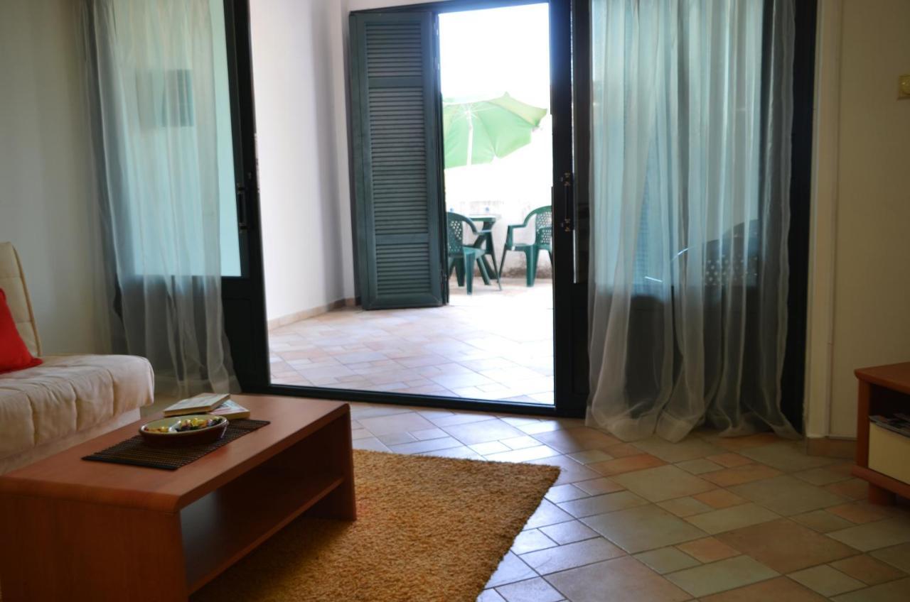 Apartments Secret Garden Sveti Stefan Exterior photo